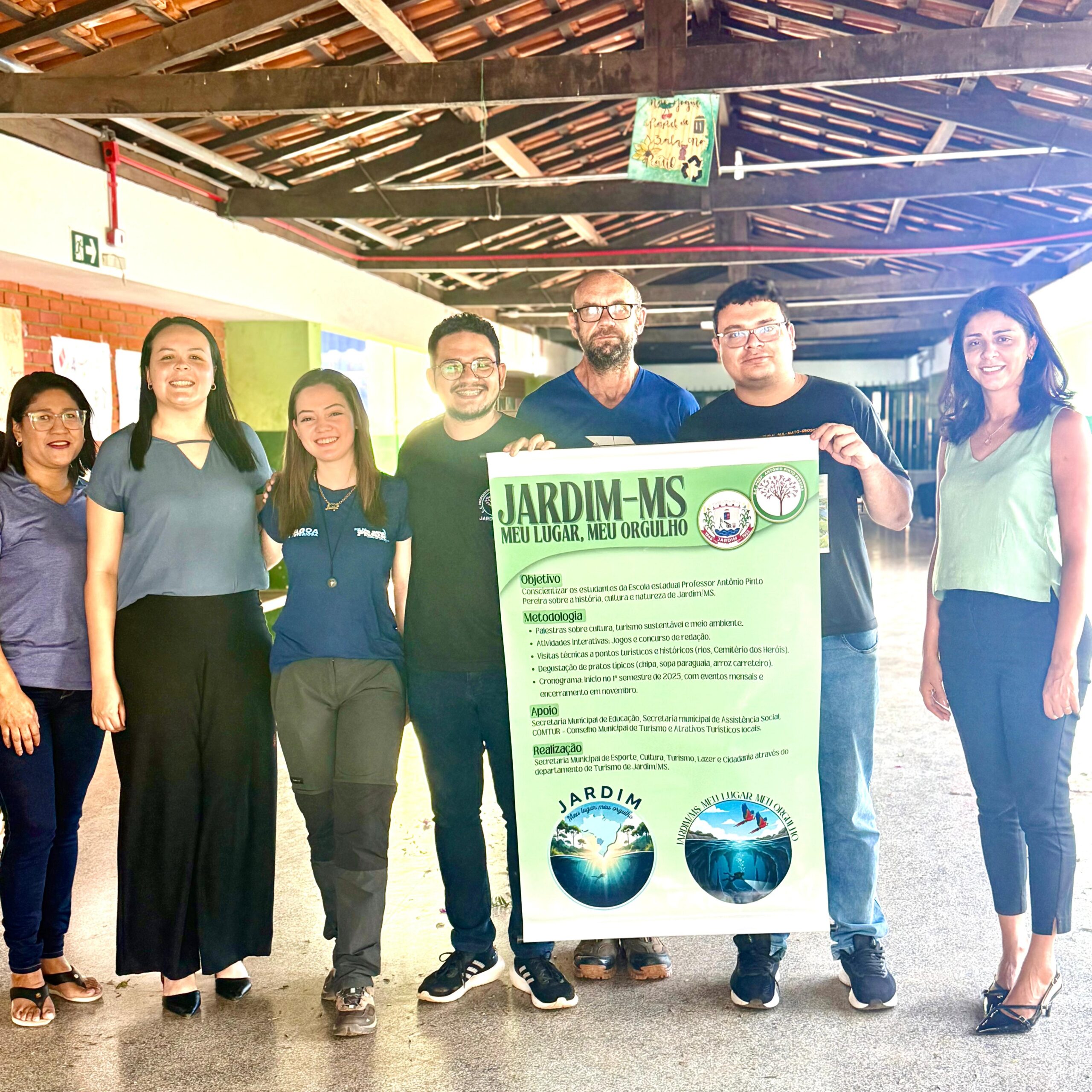 Bióloga do Grupo Rio da Prata ministra palestra em escola de Jardim/MS