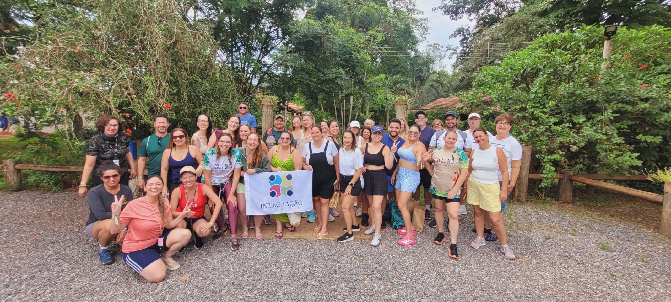 Recanto Ecológico Rio da Prata recebe grupo do Integra+